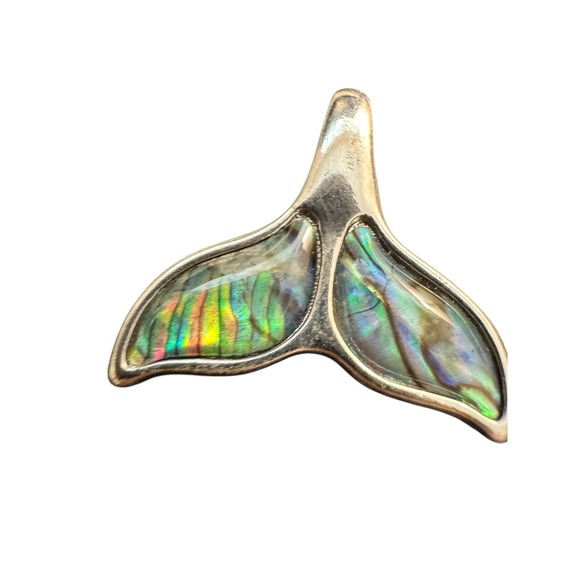 Silver Abalone inlay Whale Tail Fin Pendant - Picture 3 of 8